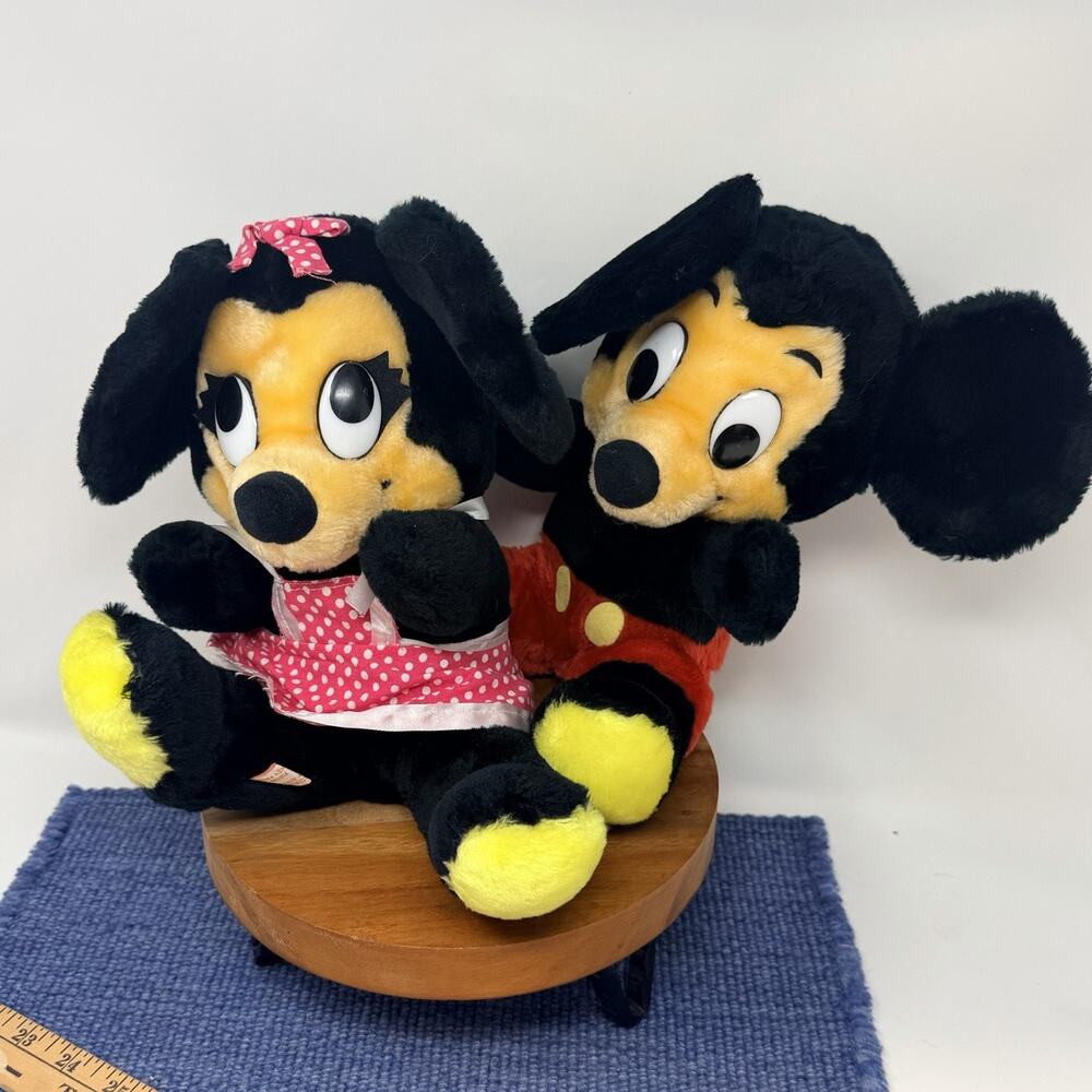 Mickey Minnie Walt Disney Plush 9" Korea Ground NutShell Stuffed Vintage